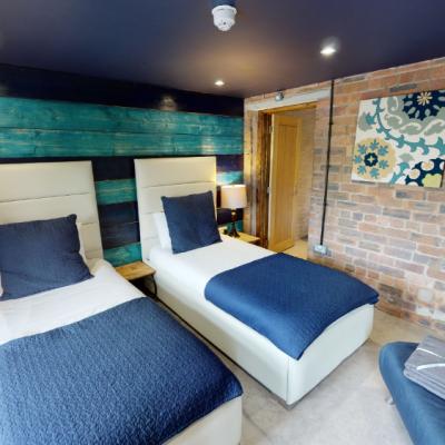 urban-lodge-4_thumb High-Definition 2D Photos | GO Virtual Tours