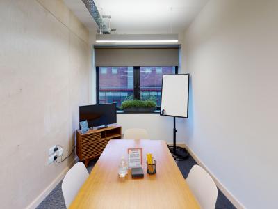 wizu-workspace-office_thumb Wizu Meeting Space