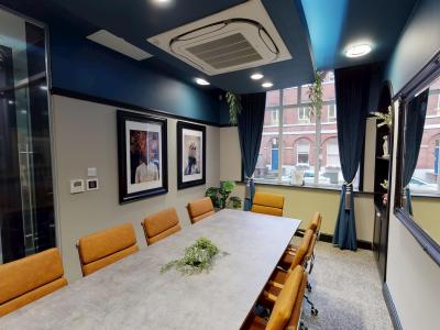 wizu-workspace-park-place-03062025-155353_thumb Wizu Meeting Space